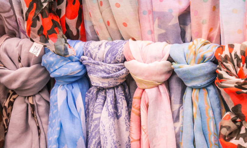 Foulard soie pour homme : vaste choix de foulards homme en 100% soie